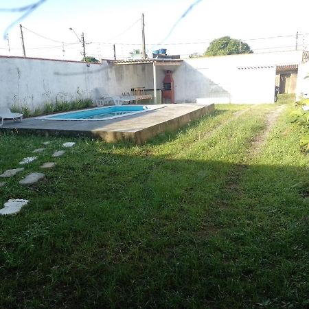 Vila Agradavel Com Piscina. Villa Peruibe Luaran gambar